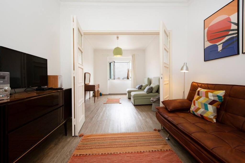 Vintage Apartment